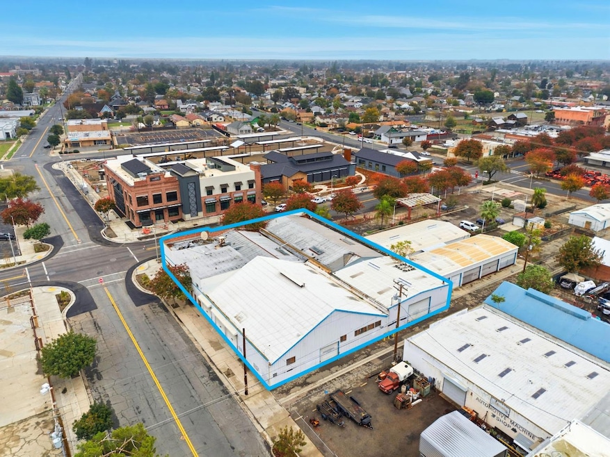 203 E 7th St, Hanford, CA 93230 - photo 1