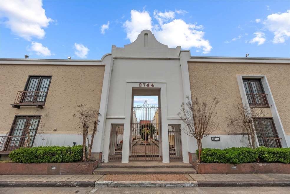 Welcome to 2744 Briarhurst Drive #49, nestled in t