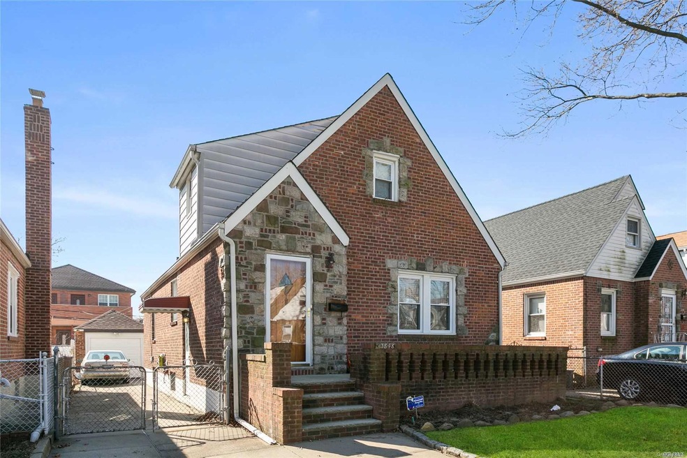 138-48 62nd Rd, Flushing, NY 11367 - photo 1