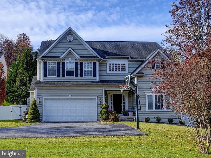 8 Gillingham Ct, Owings Mills, MD 21117 - photo 1