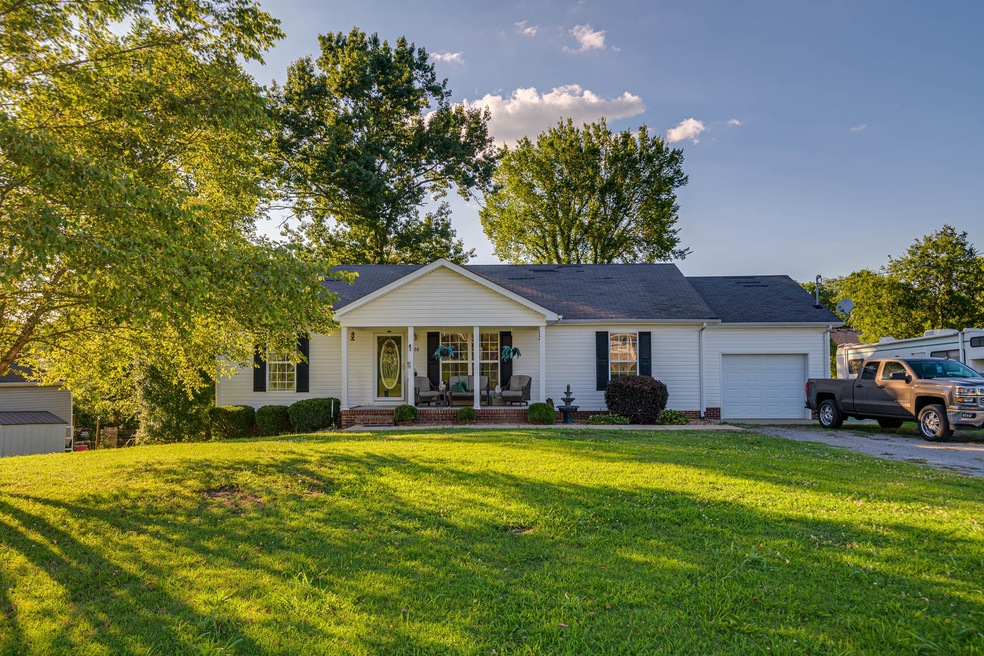 200 S Wood Ln, Shelbyville, TN 37160 - photo 1