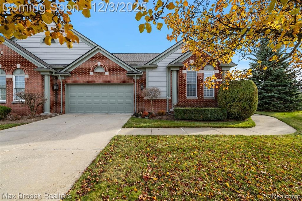 16956 Sycamore Ct unit 96, Northville, MI 48168 - photo 1
