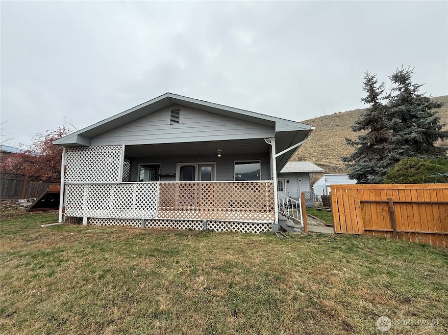 111 Lower Tower St, Riverside, WA 98849 - photo 1