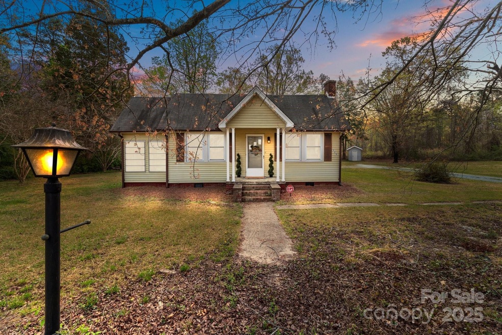 Under Contract $259,900 • Co-Listing Agent
