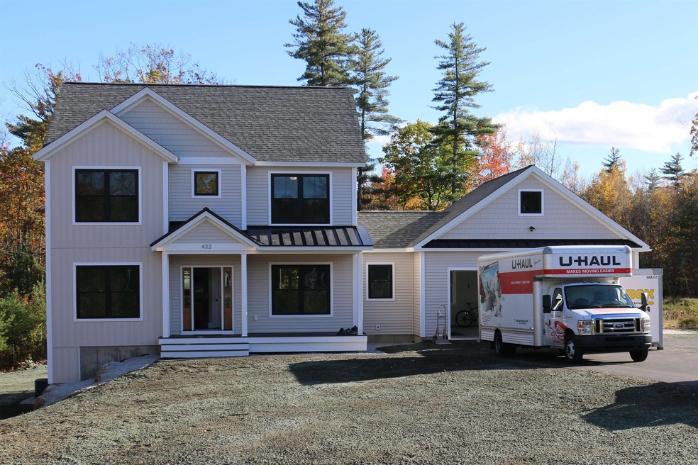 433 Blane Cir unit 9, Pembroke, NH 03275 - photo 1