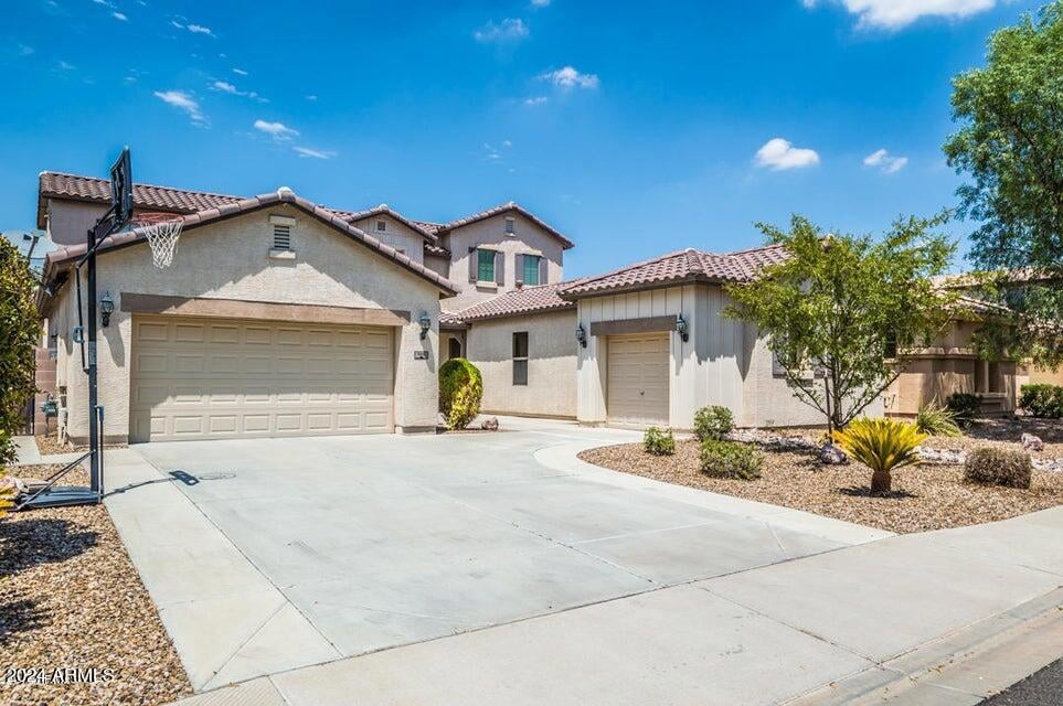 906 W Glenmere Dr, Chandler, AZ 85225 - photo 1