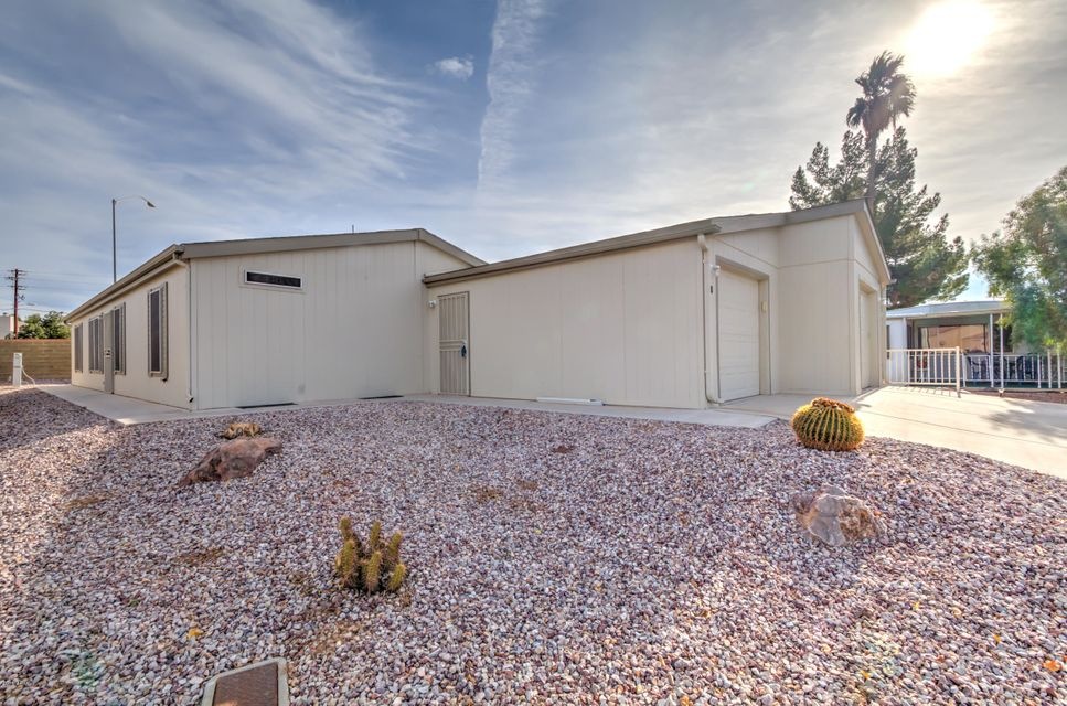 2311 N Shannon Way-1