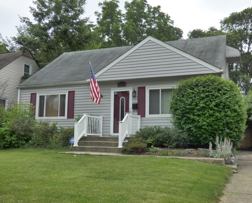 1239 Northridge Rd, Columbus, OH 43224 - photo 1