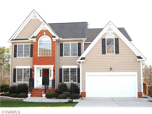 Exterior Front - Awesome water views and location!