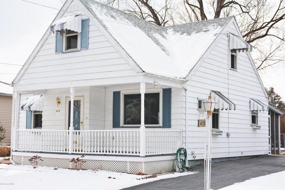 419 Washington Ave, Wyoming, PA 18644 - photo 1