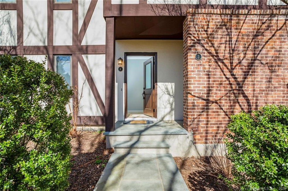 668 Glenbrook Rd unit 4, Stamford, CT 06906 - photo 1