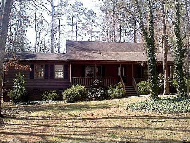 3067 Brookside Ct, Asheboro, NC 27205 - photo 1