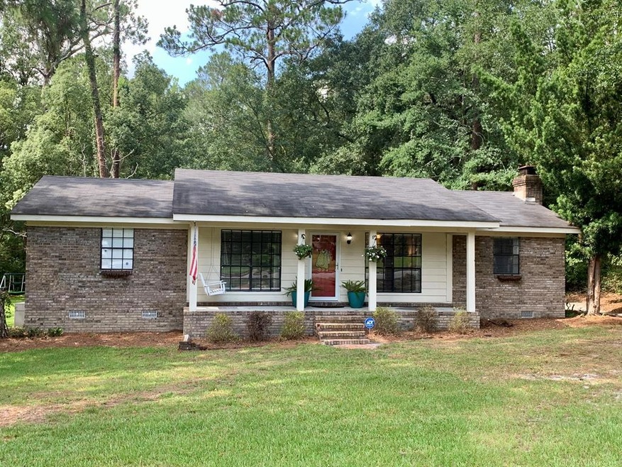 321 Pine Ave, Moultrie, GA 31768 - photo 1