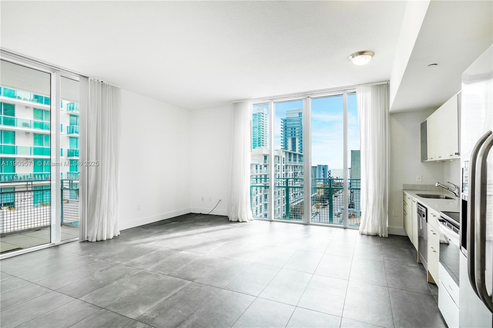 City 24 Condos unit 607, Miami, FL 33137 - photo 1