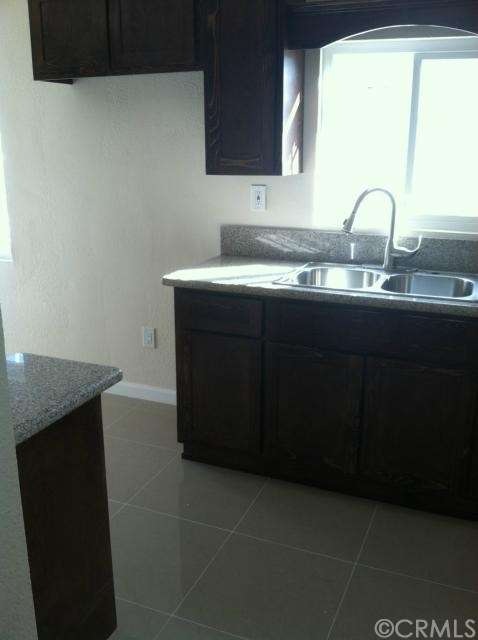 2214 E Oris St, Compton, CA 90222 - photo 1