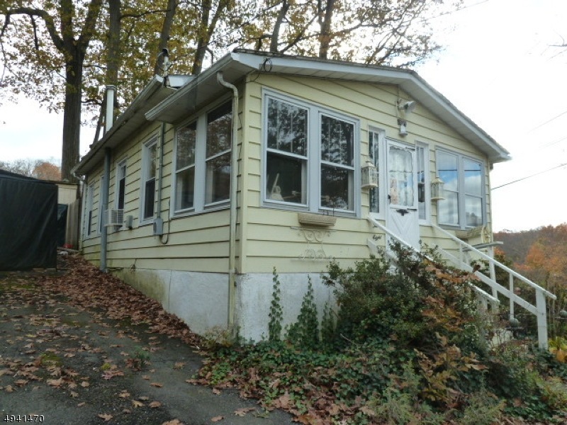 38 Olcott Rd, Hewitt, NJ 07421 - photo 1