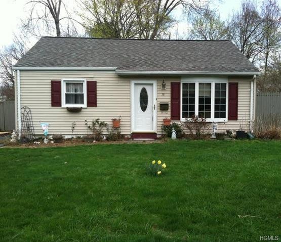 15 Maple Ave, Garnerville, NY 10923 - photo 1