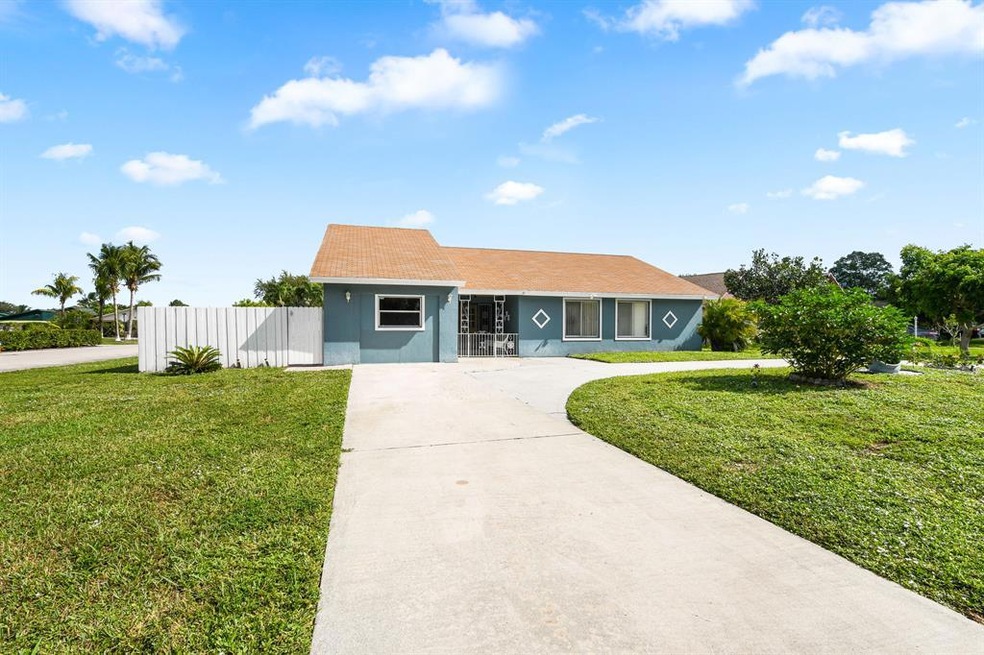 3639WaldenLane_02