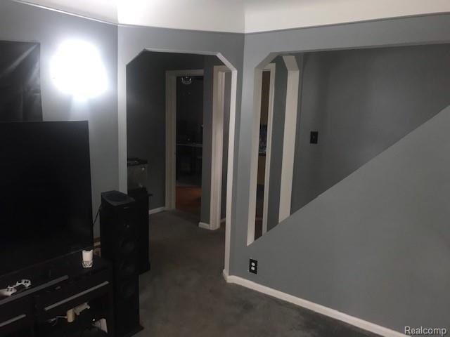 27102 Leroy St, Roseville, MI 48066 - photo 1