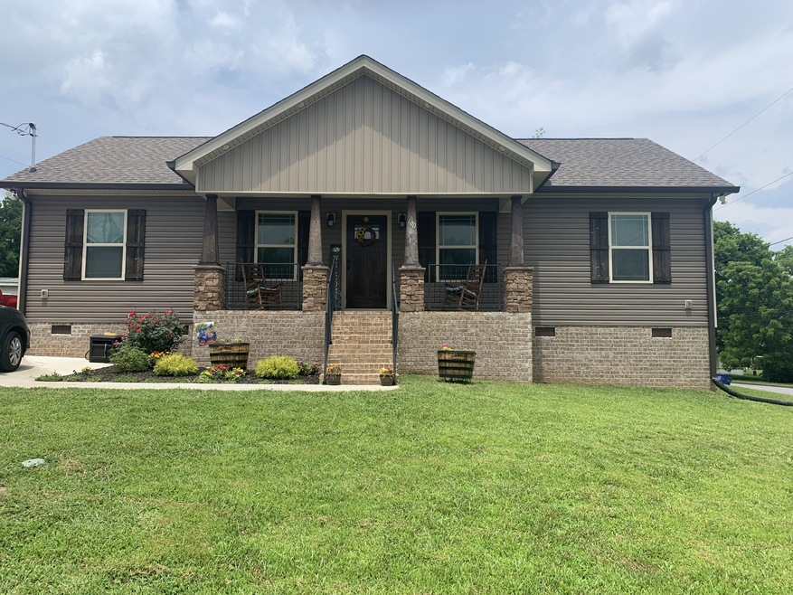 100 Lexington Cove, Shelbyville, TN 37160 - photo 1