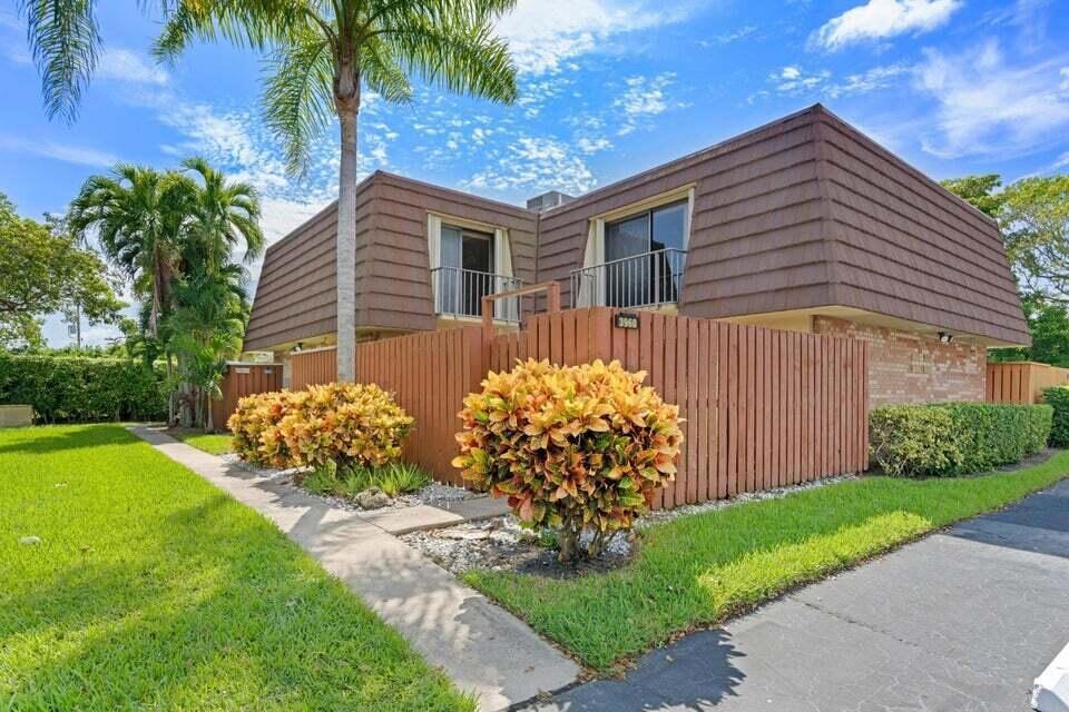 For Sale $334,000 • Co-Listing Agent