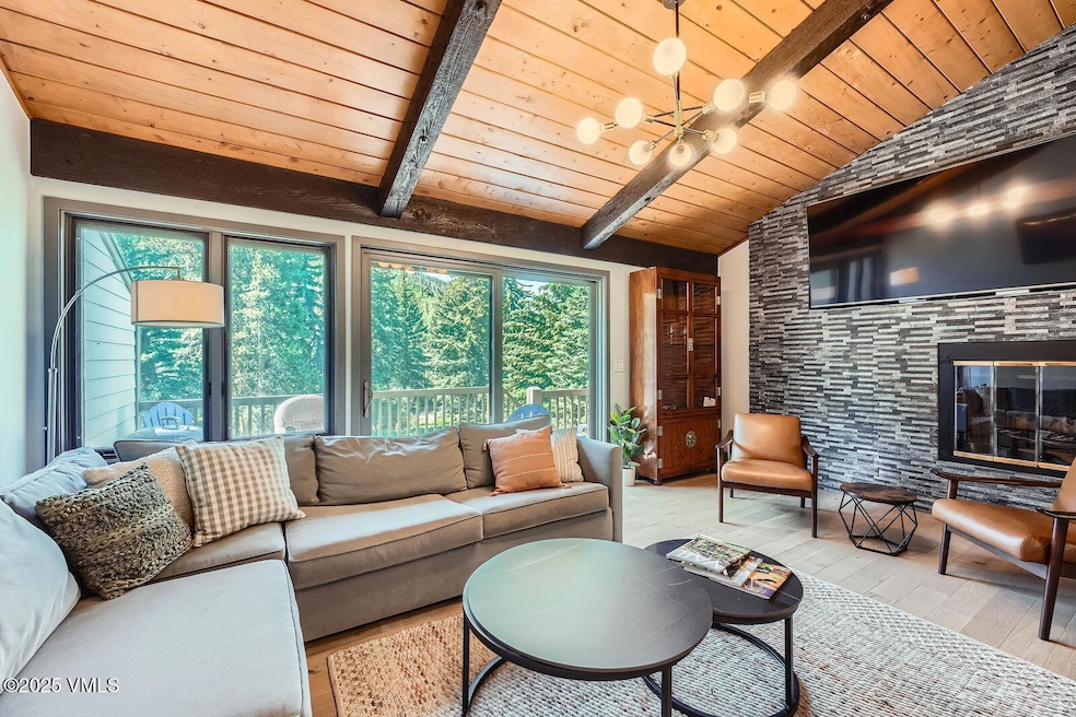 For Sale $2,000,000 • Co-Listing Agent