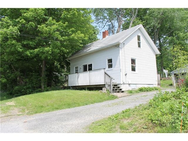 458 Norwich Rd, Plainfield, CT 06374 - photo 1