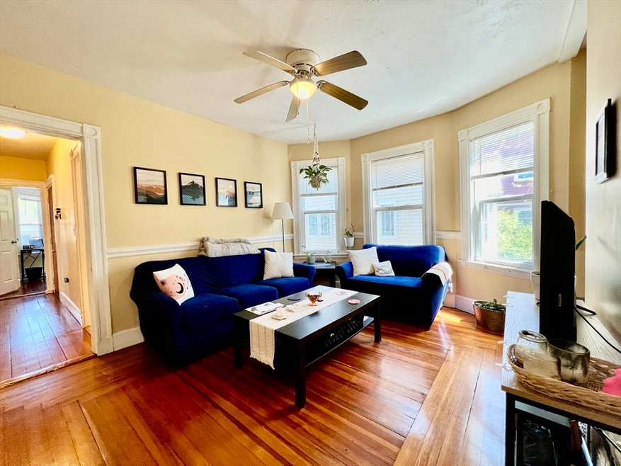 69 Woodlawn St unit 2, Jamaica Plain, MA 02130 - photo 1