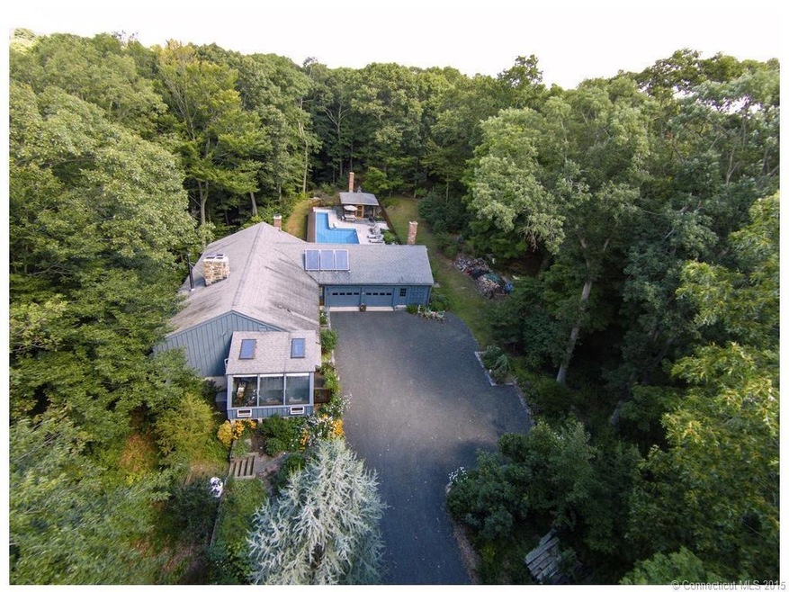 337 Saw Mill Hill Rd, Guilford, CT 06437 - photo 1