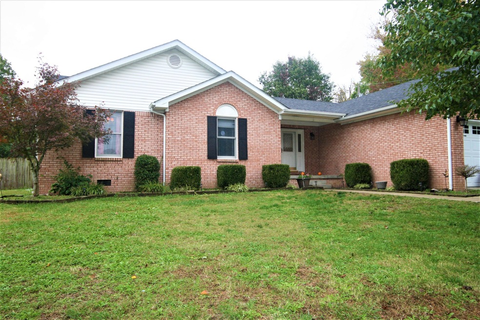 120 S Cumberland St, Berea, KY 40403 - photo 1