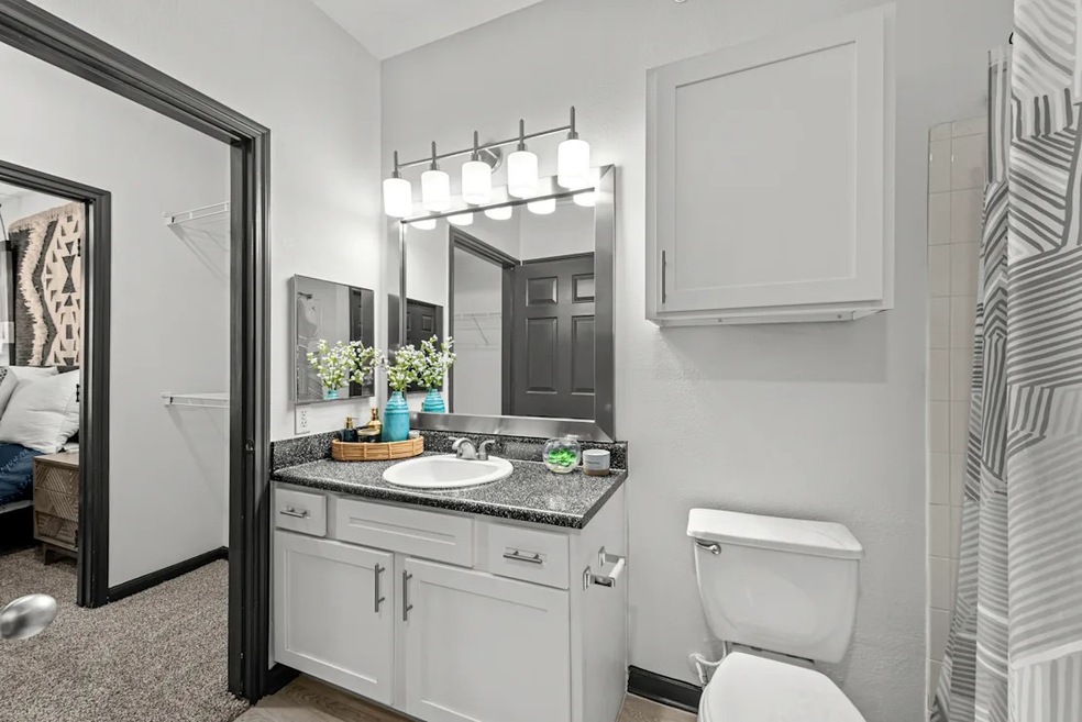 7828 Pat Booker Rd unit 514, Live Oak, TX 78233 - photo 1