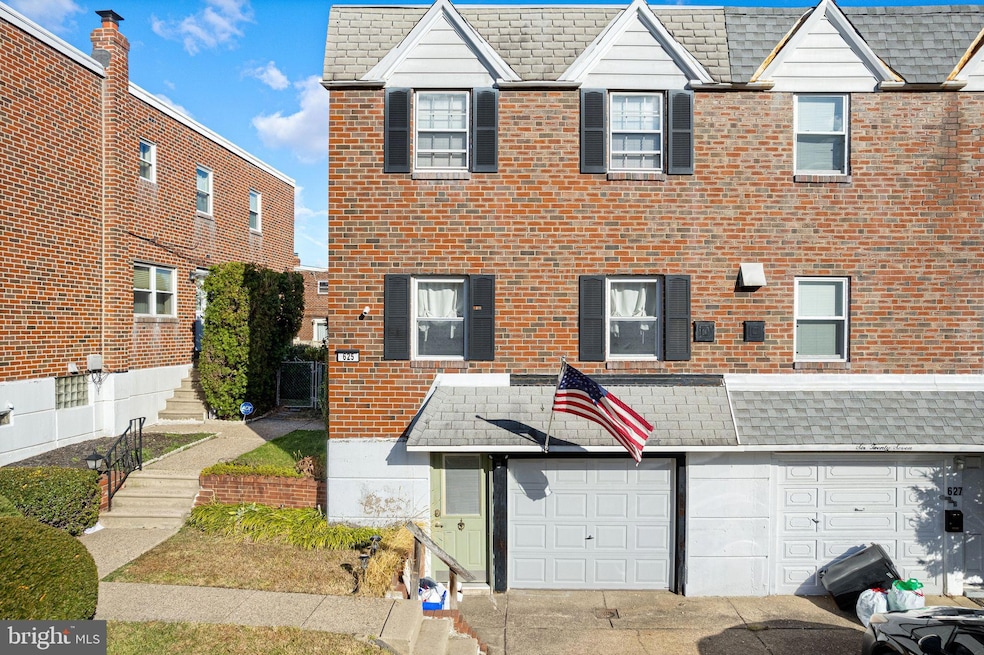 625 Lawler St, Philadelphia, PA 19116 - photo 1