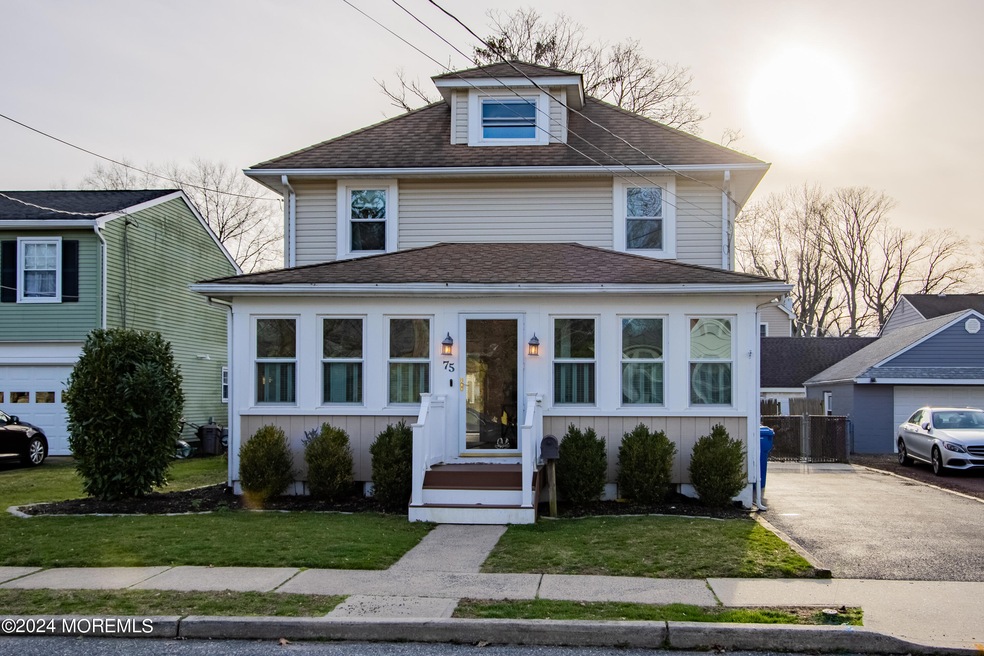 75 Applegate St, Red Bank, NJ 07701 - photo 1