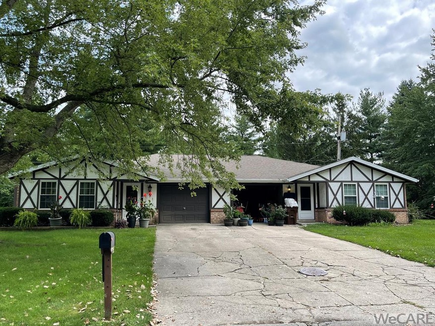 1243 Timberlane Dr, Lima, OH 45805 - photo 1