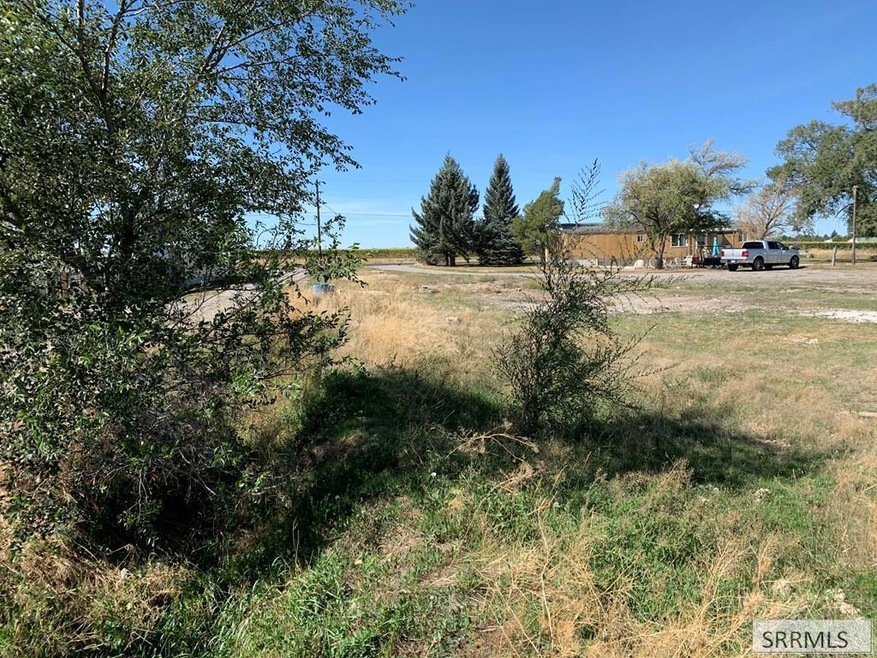237 N 500 W, Blackfoot, ID 83221 - photo 1
