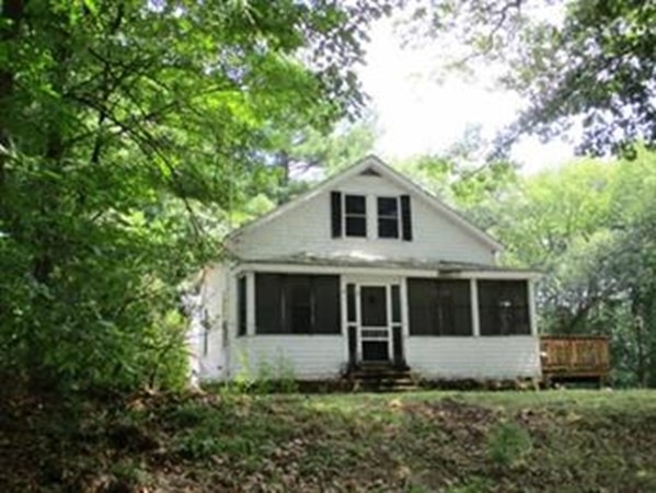 2713 N Main St, Lancaster, MA 01523 - photo 1