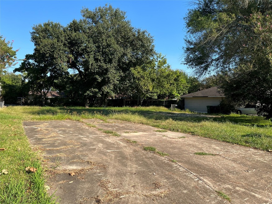 1714 Ronson Rd, Houston, TX 77055 - photo 1