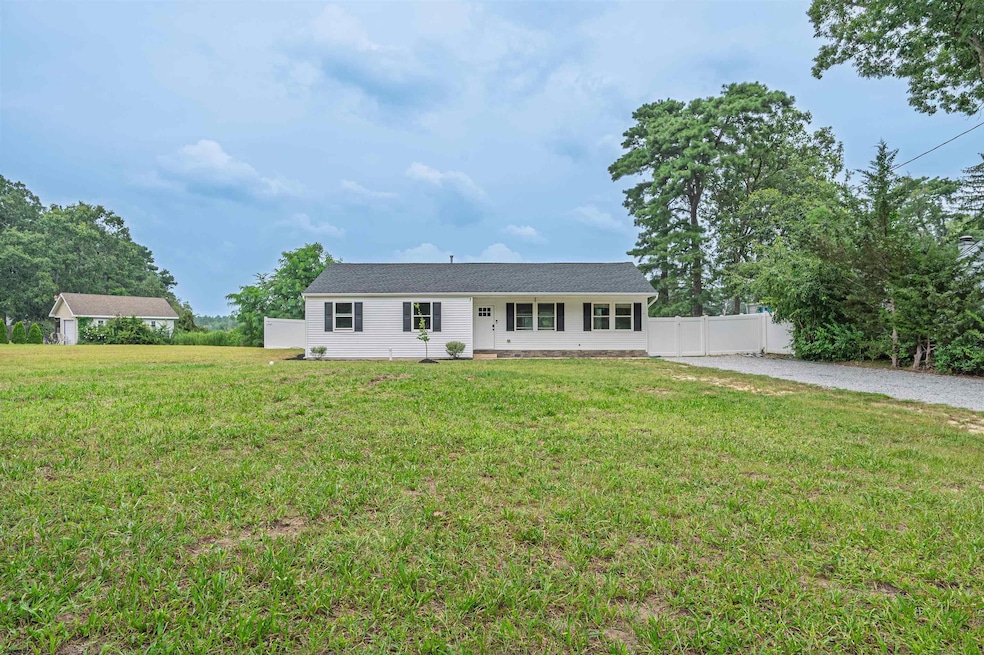 110 W Collings Dr, Williamstown, NJ 08094 - photo 1