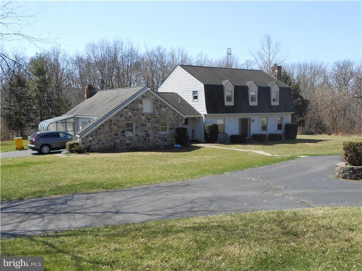 941 Penns Park Rd, Newtown, PA 18940 - photo 1