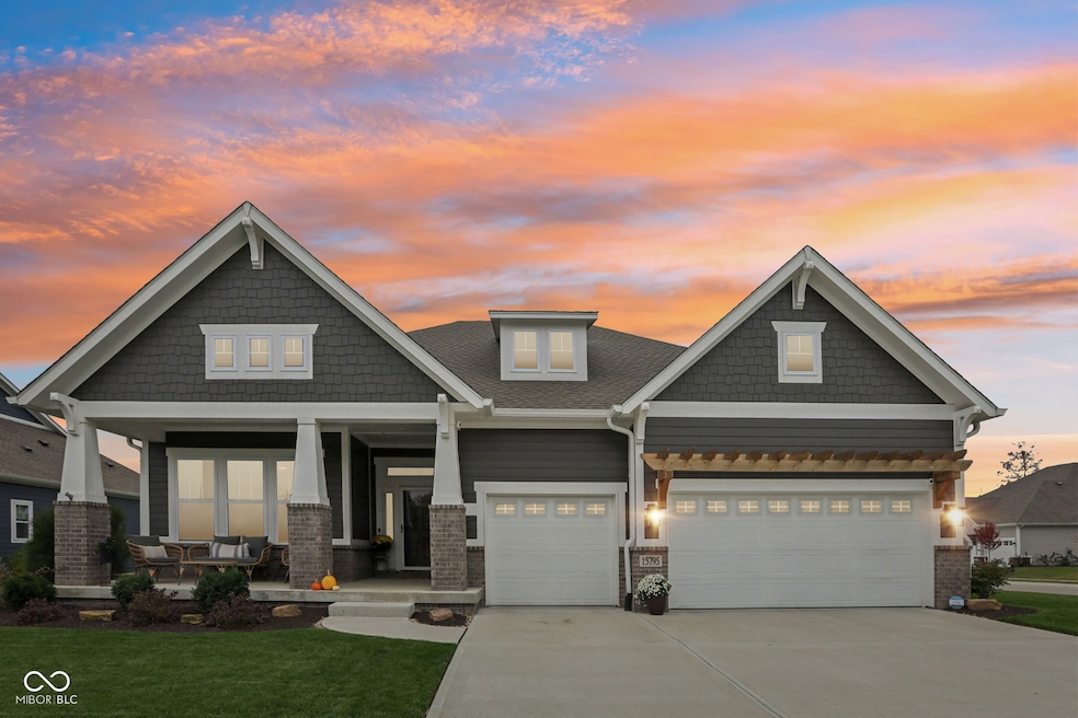 For Sale $725,000 • Co-Listing Agent