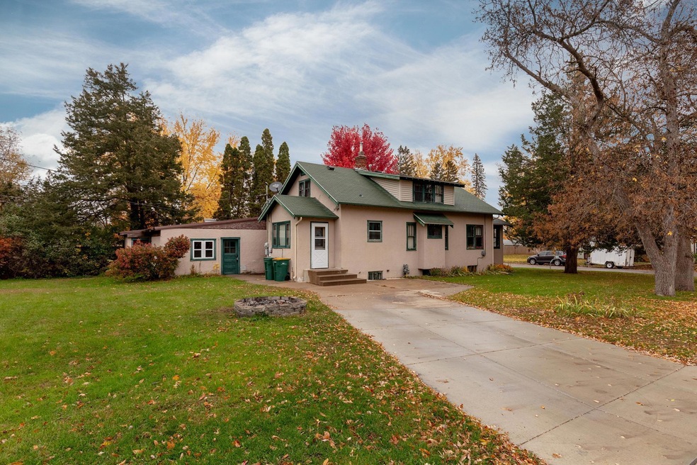 924 SE 11th St, Brainerd, MN 56401 MLS NST6453457