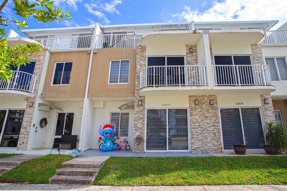 25872 SW 139th Path, Homestead, FL 33032 - photo 1