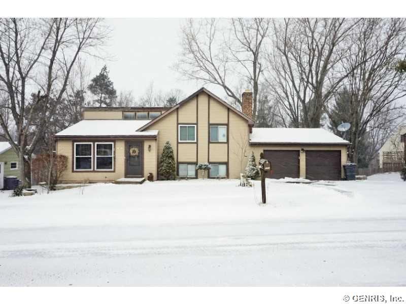 Exterior Front WELCOME HOME TO 1451 HIDDENPOND!