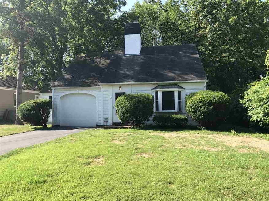 11 Ayer St, Nashua, NH 03064 - photo 1