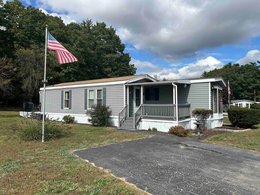 44 Monadnock Dr, Rochester, NH 03867 - photo 1