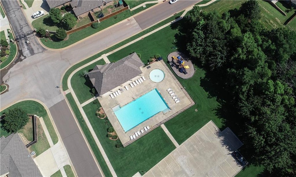 509 NW 198th St, Edmond, OK 73012 - photo 1