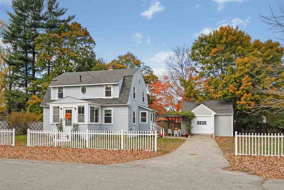 8 Dewey St, Rochester, NH 03867 - photo 1