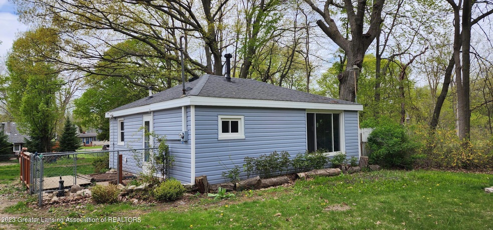 5830 Rolfe Rd, Lansing, MI 48911 - photo 1