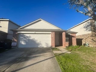 8903 Rainesville Ln, Houston, TX 77075 - photo 1