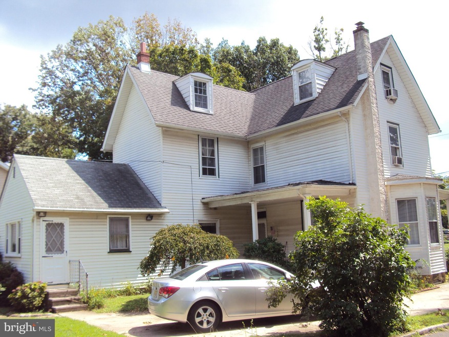 33 E Chestnut Ave, Merchantville, NJ 08109 - photo 1